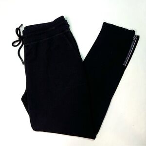 Beyond Yoga Cozy Fleece  By Request Midi Sweatpant Black Size Small